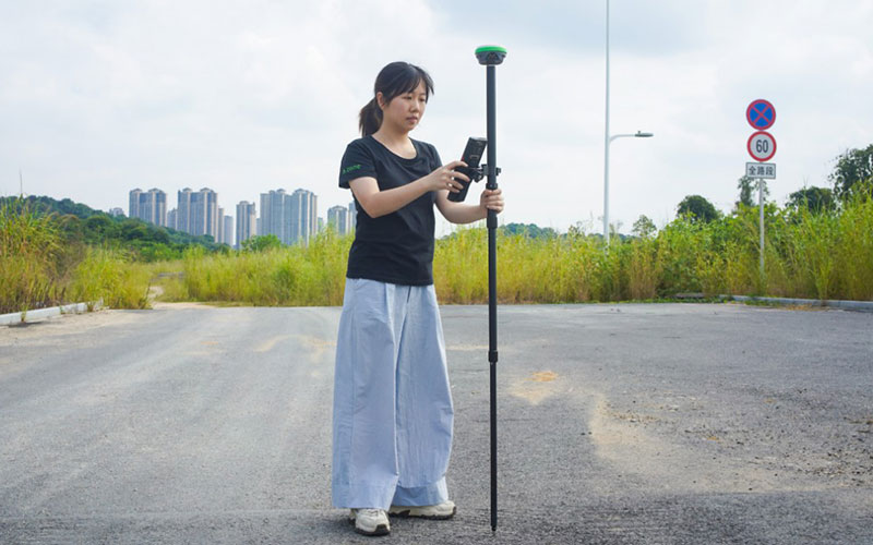 Alpha 4AR Visual GNSS RTK Receiver